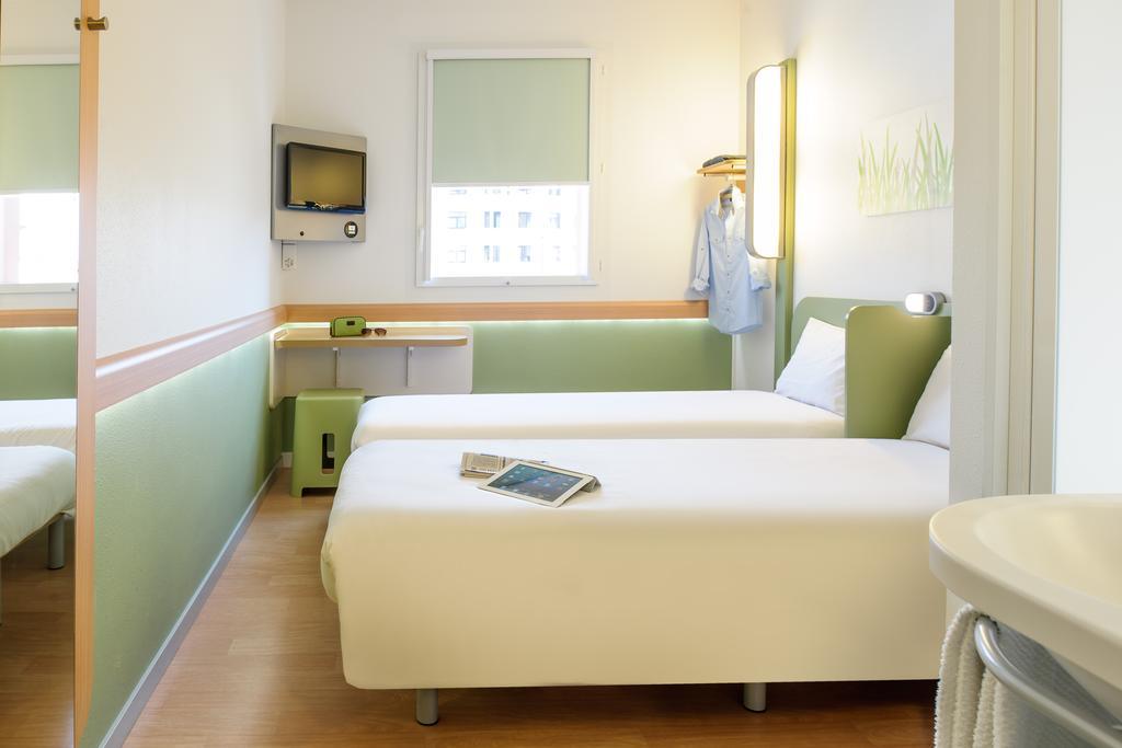 Ibis Budget Geneve Petit-Lancy Ngoại thất bức ảnh